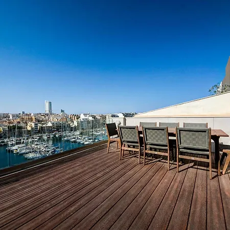 Seafront 3br Penthouse In With Private Terrace * Pietà