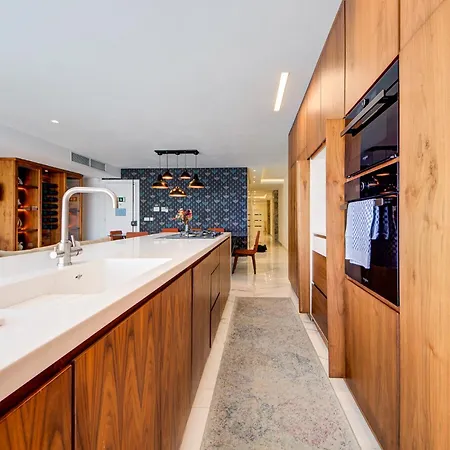 Seafront 3br Penthouse In With Private Terrace *