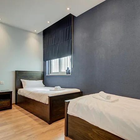 Seafront 3br Penthouse In With Private Terrace Apartament