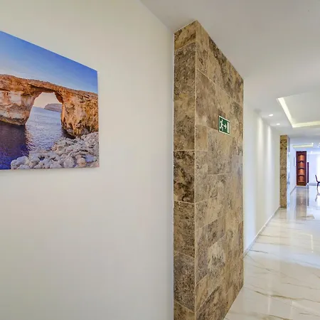 Seafront 3br Penthouse In With Private Terrace *