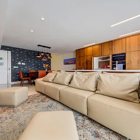 Seafront 3br Penthouse In With Private Terrace Apartament