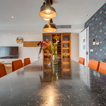Apartament Seafront 3br Penthouse In With Private Terrace *