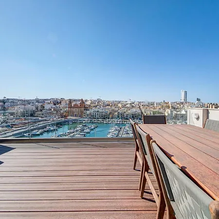 Seafront 3br Penthouse In With Private Terrace Apartament