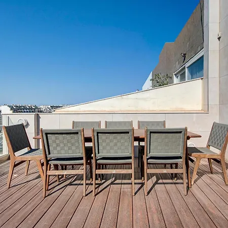 Seafront 3br Penthouse In With Private Terrace * Pietà